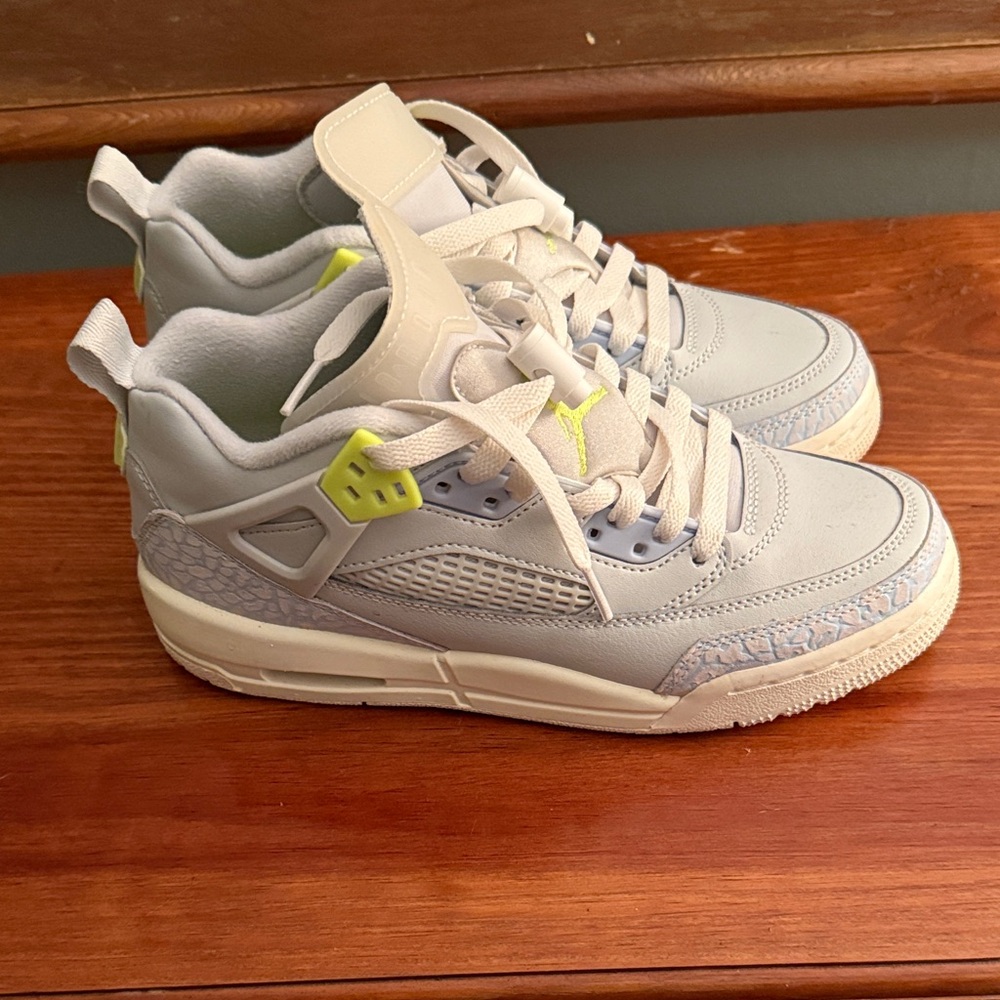 Nike Kids Gray and Neon Yellow Sneakers